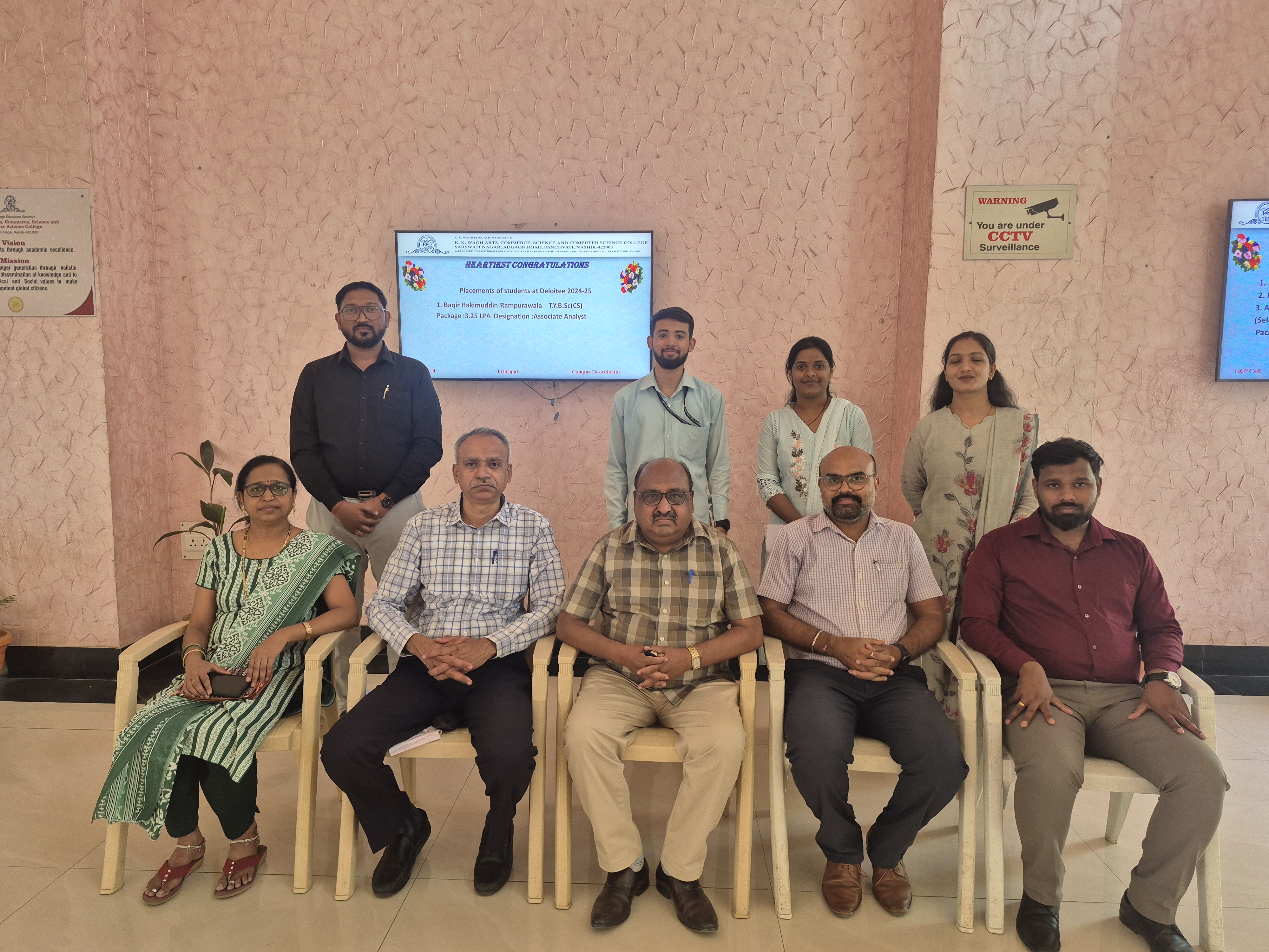 1 B.Sc(CS) Student got selected in Deloitte as Associate Analyst With Package 3.25 LPA.